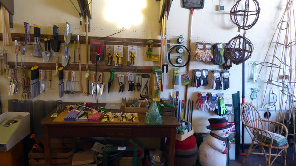 Gartengeräte, Gartenhandschuhe...